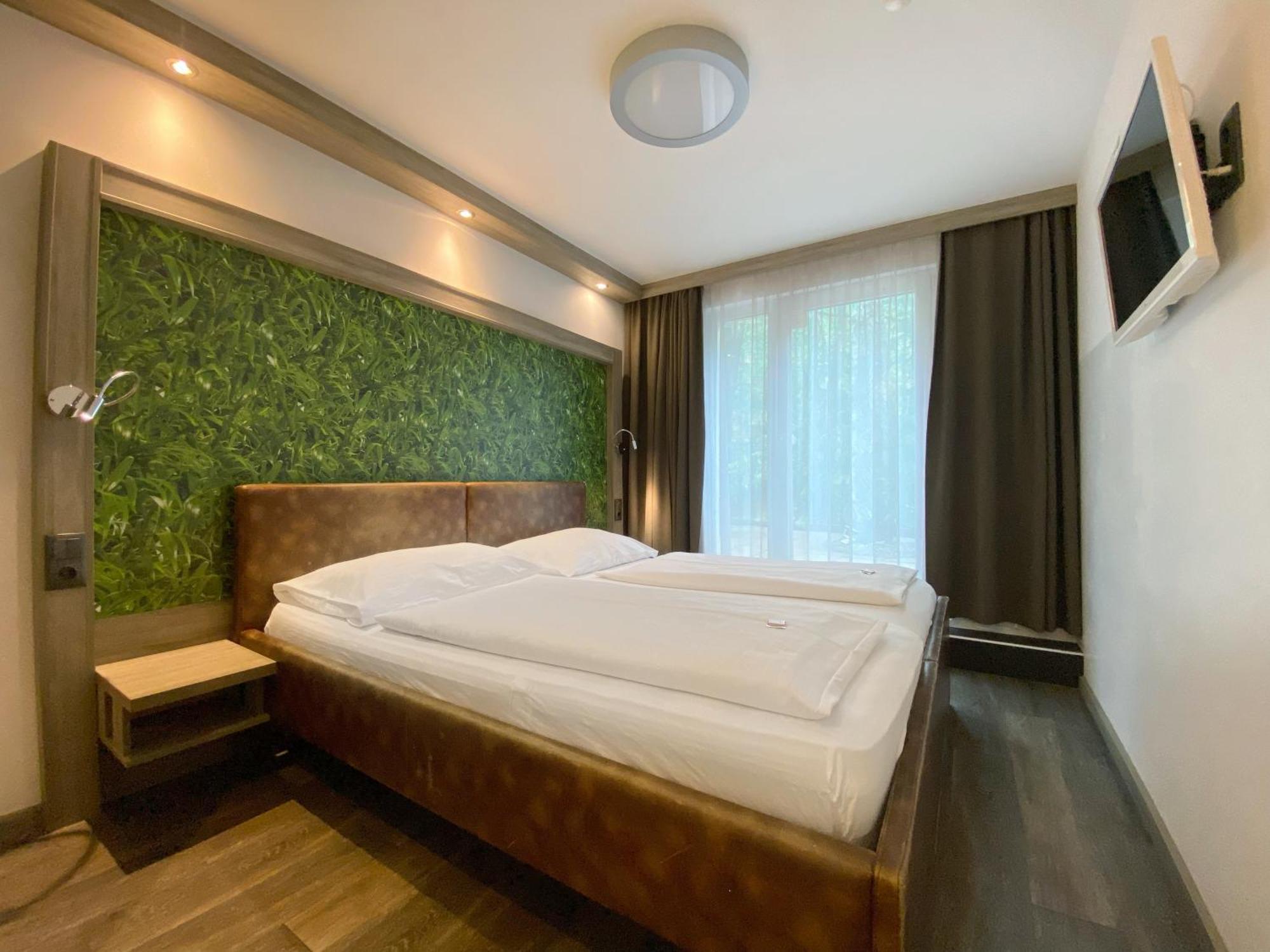 Design & Budget Hotel Wien Schoenbrunn Exterior photo