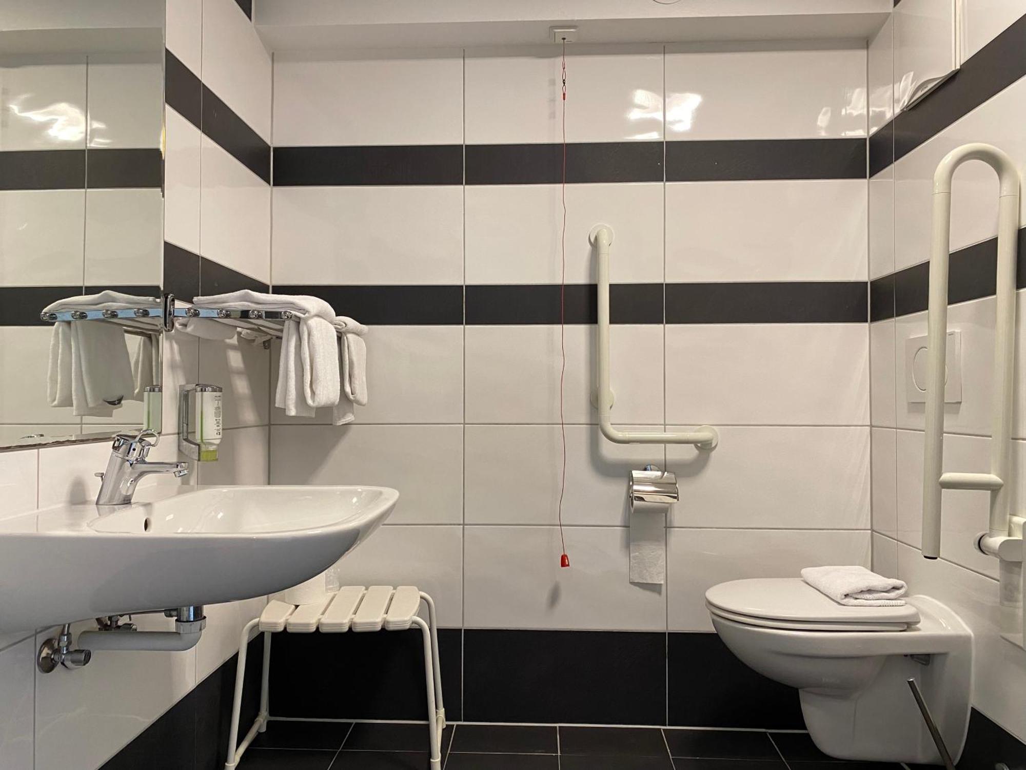 Design & Budget Hotel Wien Schoenbrunn Exterior photo