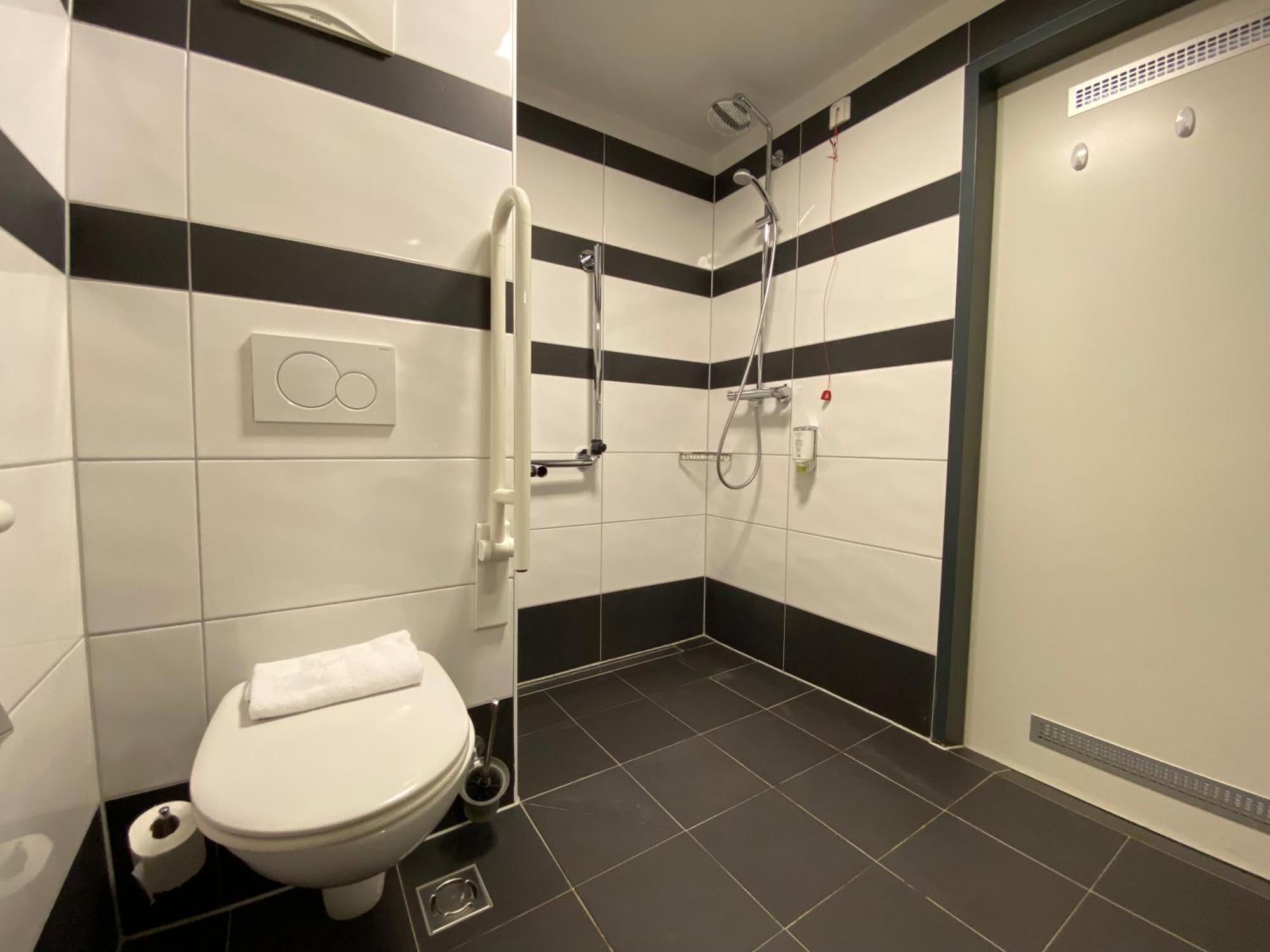 Design & Budget Hotel Wien Schoenbrunn Exterior photo